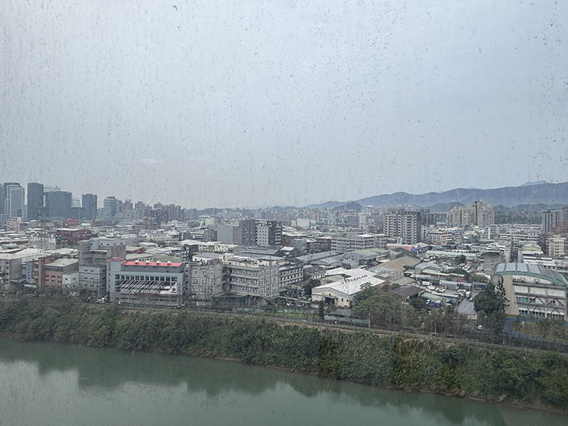 國揚矽谷43之3號10樓窗景.jpg