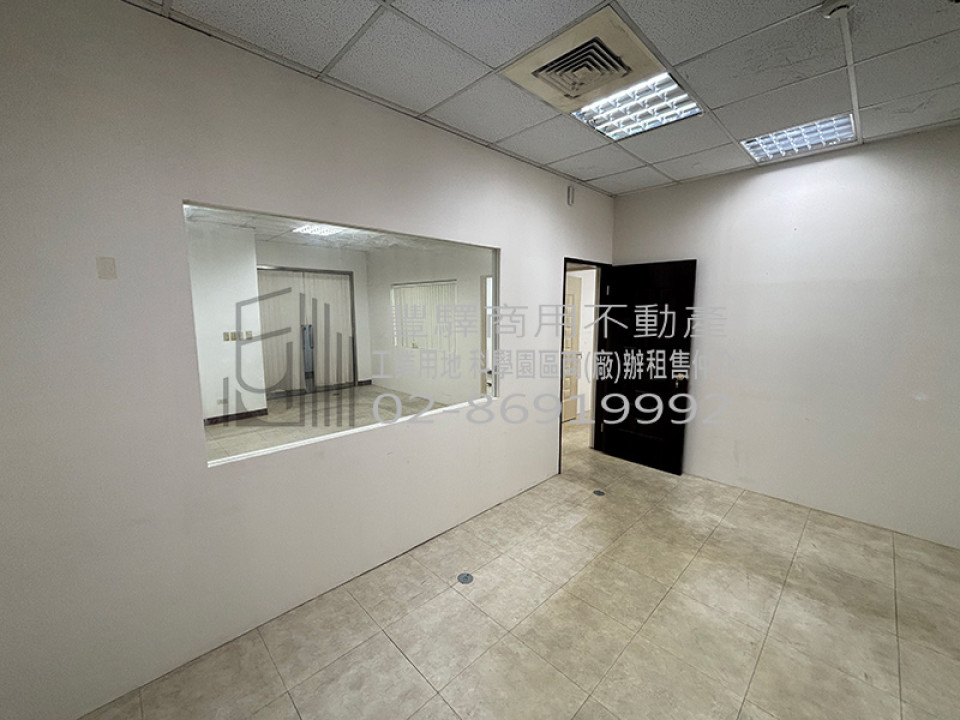 【汐止東方科學園區｜分租小辦公室】